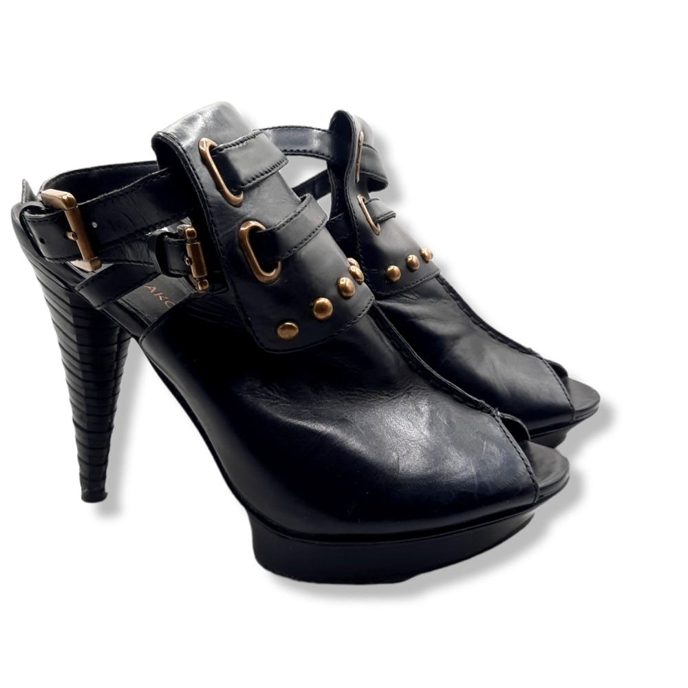 B. Makowsky peep toe strappy Stiletto BF Irene size 5.5